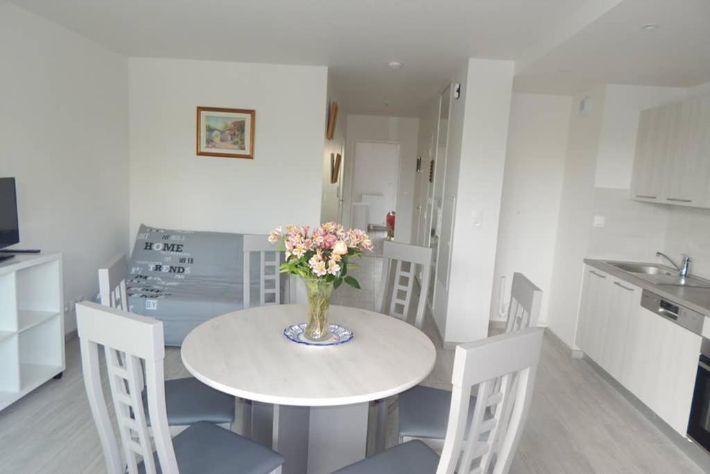 Saint Malo Bel Appartement Neuf Pres Gare Plage Sillon Intramuros Parking Prive Exteriör bild